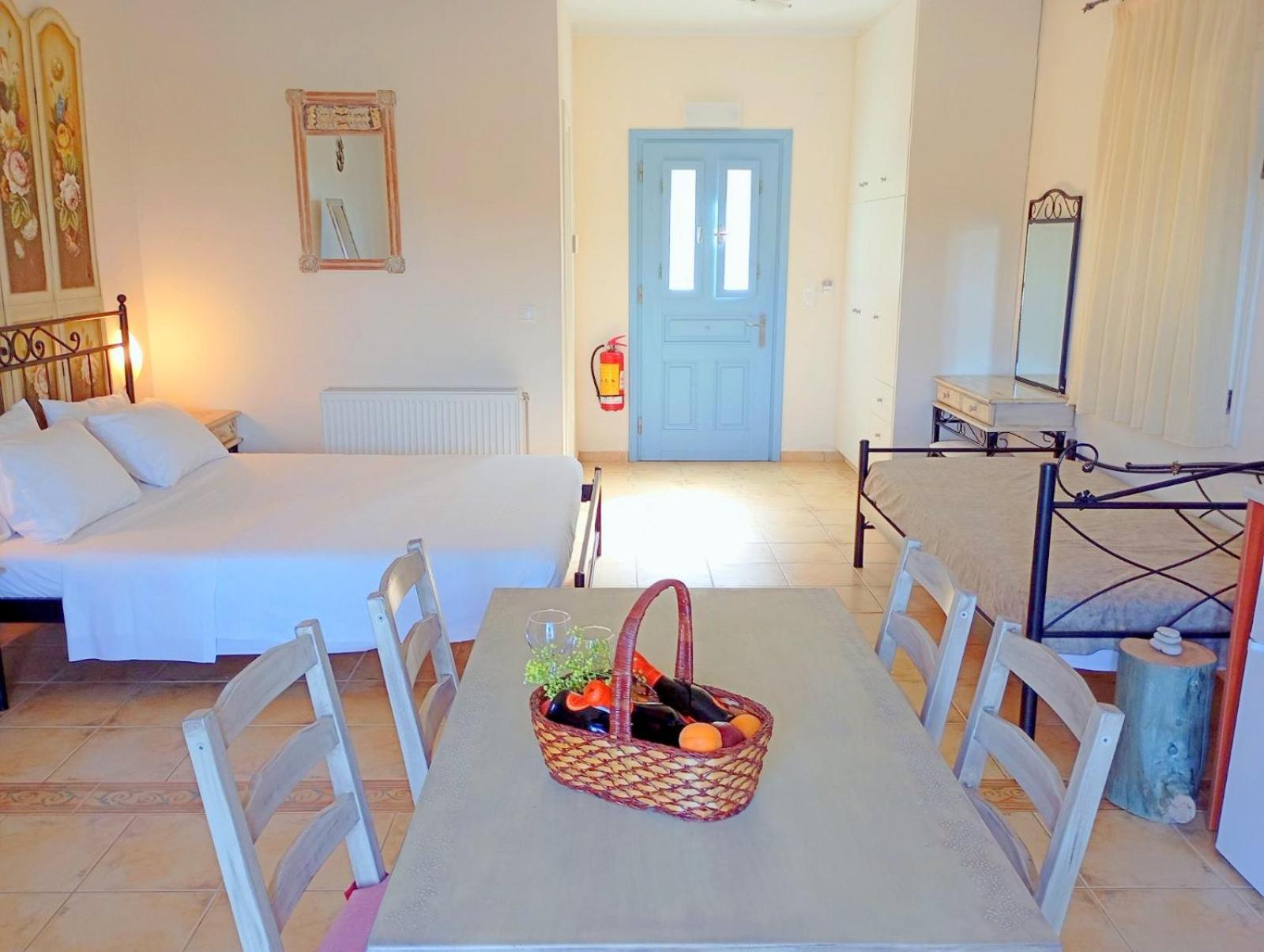 Odysseion Apartments Vathy  Eksteriør billede